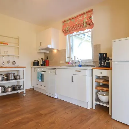 Three-bedroom Holiday In Feriehus *